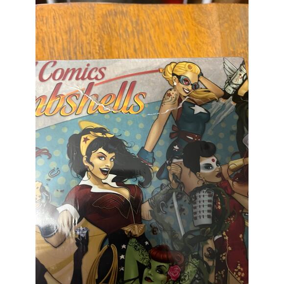Aquarius DC Comics Bombshells 65-249 1000 Piece Jigsaw Puzzle 20 x 27 sealed - Picture 2 of 4